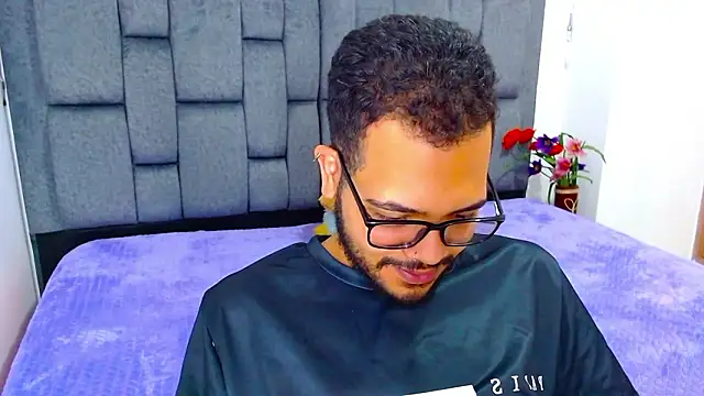 Snapshot of J_black_ chatting on 02/25/26, 09:24 J black online show from 02/25/26, 09:24