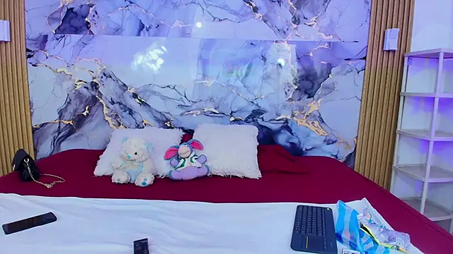 Snapshot of aixa_06 chatting on 04/06/26, 02:07 aixa 06 online show from 04/06/26, 02:07