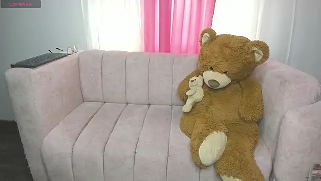 Snapshot of Miissy_ chatting on 05/01/26, 08:35 Miissy online show from 05/01/26, 08:35