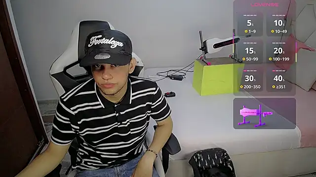 Top and bottom online show from 02/24/26, 09:46