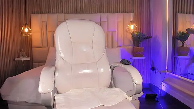 KittyLyne  online show from 02/12/26, 12:33