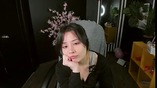 Snapshot of May_Ling chatting on 03/15/26, 09:54 May Ling online show from 03/15/26, 09:54