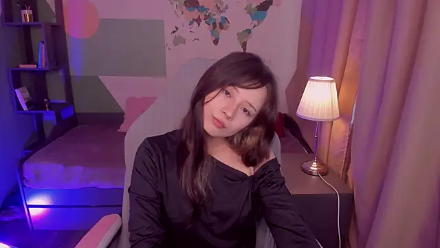 Snapshot of May_Ling chatting on 07/03/26, 04:24 May Ling online show from 07/03/26, 04:24
