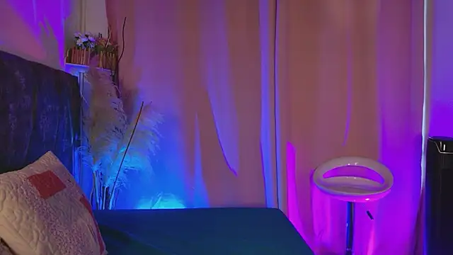 Snapshot of MelanyStone_ chatting on 03/03/26, 01:06 MelanyStone online show from 03/03/26, 01:06