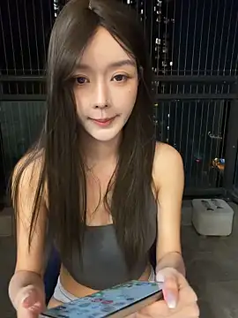 Snapshot of BBi-0329 chatting on 03/23/26, 01:37 BBi-0329 online show from 03/23/26, 01:37