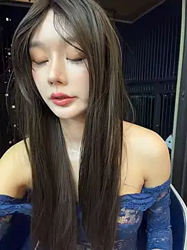 Snapshot of BBi-0329 chatting on 04/15/26, 12:45 BBi-0329 online show from 04/15/26, 12:45