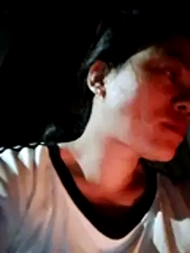 molly-xx online show from 04/23/26, 09:39