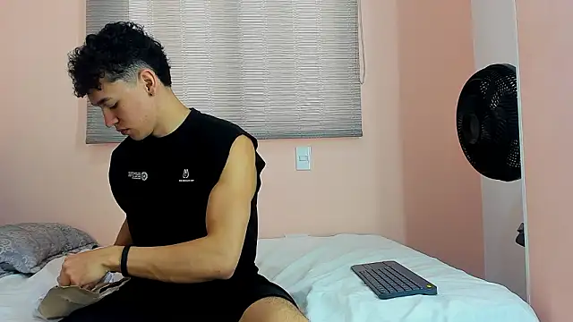 Muscle  Myke online show from 03/03/26, 12:22