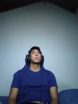 Snapshot of mamichula266 chatting on 04/08/26, 05:24 mamichula266 online show from 04/08/26, 05:24