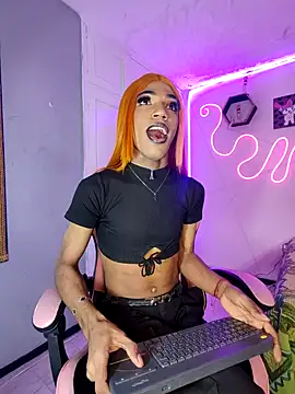 Snapshot of Violeta_R_ chatting on 03/03/26, 03:45 Violeta R online show from 03/03/26, 03:45