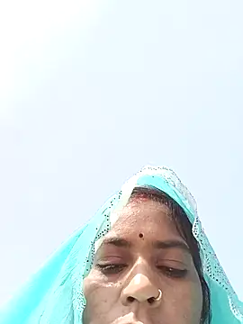 Snapshot of Anjli_hote chatting on 03/03/26, 08:53 Anjli hote online show from 03/03/26, 08:53