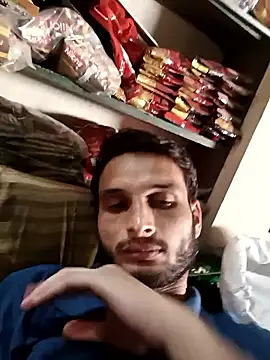 Snapshot of Beinghorny83 chatting on 03/12/26, 07:36 Beinghorny83 online show from 03/12/26, 07:36