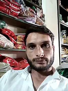 Snapshot of Beinghorny83 chatting on 03/14/26, 07:47 Beinghorny83 online show from 03/14/26, 07:47