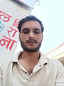 Snapshot of Beinghorny83 chatting on 04/03/26, 05:27 Beinghorny83 online show from 04/03/26, 05:27