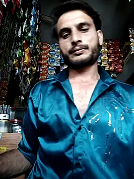 Snapshot of Beinghorny83 chatting on 04/07/26, 07:53 Beinghorny83 online show from 04/07/26, 07:53