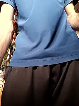 Snapshot of Beinghorny83 chatting on 04/14/26, 05:57 Beinghorny83 online show from 04/14/26, 05:57