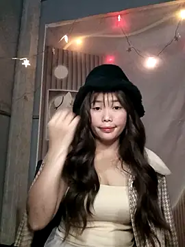 Girl-crazy1 online show from 02/23/26, 01:47