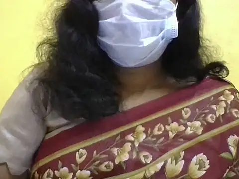 anu-reddyy online show from 02/25/26, 04:00