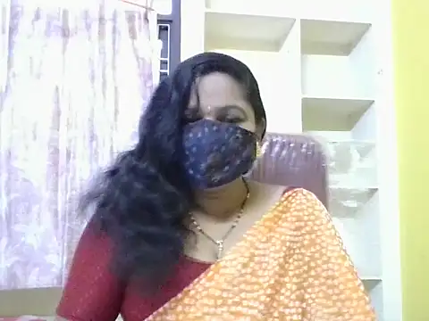 anu-reddyy online show from 03/18/26, 03:53