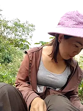 lovely-742 online show from 04/14/26, 02:17