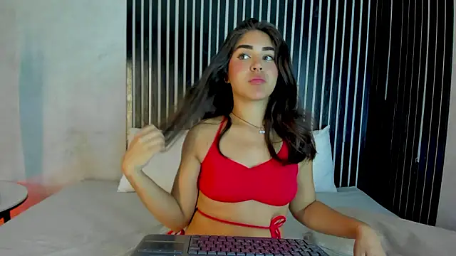 Snapshot of melodyphillips_2_ chatting on 03/07/26, 03:58 melodyphillips 2 online show from 03/07/26, 03:58