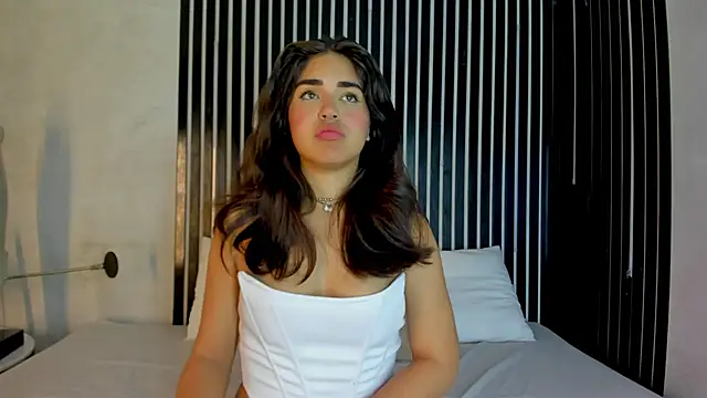 Snapshot of melodyphillips_2_ chatting on 03/10/26, 05:12 melodyphillips 2 online show from 03/10/26, 05:12