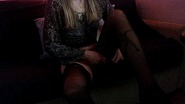 Snapshot of Sexwestworld chatting on 03/14/26, 04:56 Sexwestworld online show from 03/14/26, 04:56