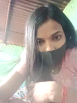 Snapshot of Desi_Couple_P chatting on 02/12/26, 07:47 Desi Couple P online show from 02/12/26, 07:47