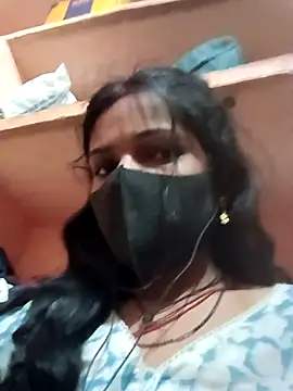 Snapshot of Desi_Couple_P chatting on 02/28/26, 01:28 Desi Couple P online show from 02/28/26, 01:28