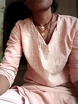 Snapshot of Desi_Couple_P chatting on 05/09/26, 12:49 Desi Couple P online show from 05/09/26, 12:49
