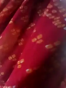 Snapshot of Desi_Couple_P chatting on 06/10/26, 01:10 Desi Couple P online show from 06/10/26, 01:10