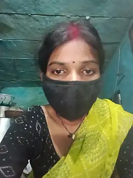 Snapshot of Desi_Couple_P chatting on 06/12/26, 02:16 Desi Couple P online show from 06/12/26, 02:16