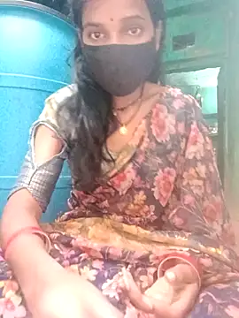 Snapshot of Desi_Couple_P chatting on 06/15/26, 12:40 Desi Couple P online show from 06/15/26, 12:40