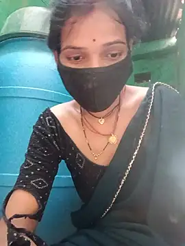 Snapshot of Desi_Couple_P chatting on 06/27/26, 12:55 Desi Couple P online show from 06/27/26, 12:55
