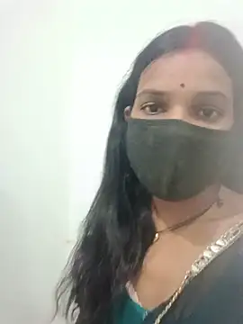 Snapshot of Desi_Couple_P chatting on 07/08/26, 01:26 Desi Couple P online show from 07/08/26, 01:26