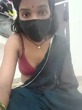 Snapshot of Desi_Couple_P chatting on 07/19/26, 04:22 Desi Couple P online show from 07/19/26, 04:22