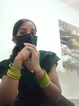 Snapshot of Desi_Couple_P chatting on 08/03/26, 05:16 Desi Couple P online show from 08/03/26, 05:16