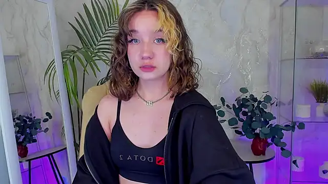 Snapshot of GiaRicco chatting on 02/13/26, 04:03 GiaRicco online show from 02/13/26, 04:03