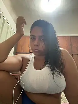 Snapshot of fromjungle chatting on 02/25/26, 10:58 fromjungle online show from 02/25/26, 10:58