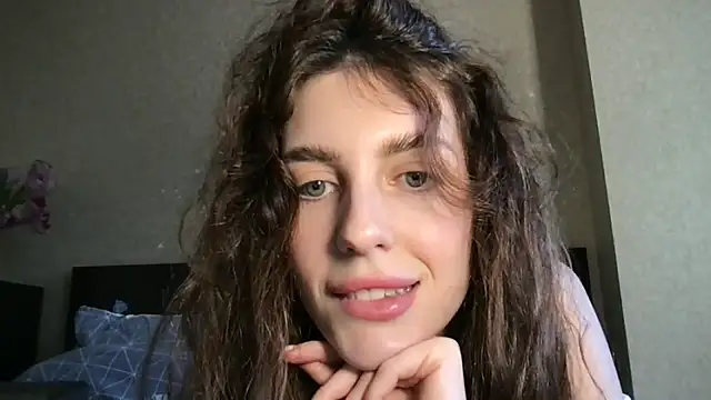 Snapshot of lipsylollyy chatting on 02/24/26, 10:46 lipsylollyy online show from 02/24/26, 10:46