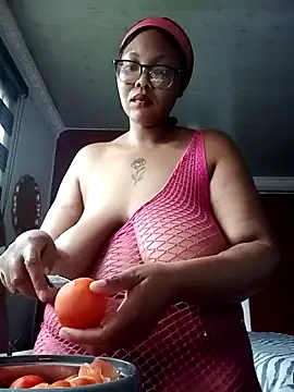 ShantelBootyBoobs online show from 04/24/26, 12:18