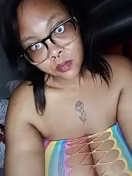 Snapshot of ShantelBootyBoobs chatting on 07/01/26, 01:51 ShantelBootyBoobs online show from 07/01/26, 01:51