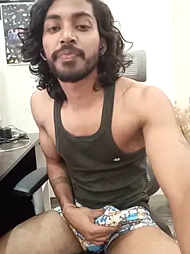 Snapshot of Yk_physique chatting on 03/03/26, 03:07 Yk physique online show from 03/03/26, 03:07