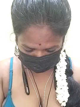 Snapshot of Tamil_Ramya_ chatting on 05/05/26, 05:43 Tamil Ramya online show from 05/05/26, 05:43