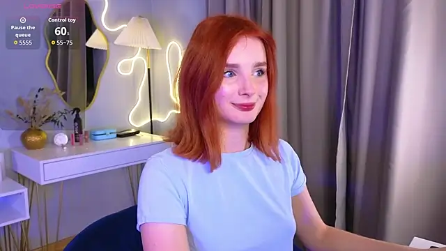 Snapshot of Vixaria chatting on 03/19/26, 03:05 Vixaria online show from 03/19/26, 03:05