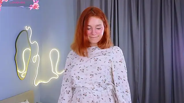 Snapshot of Vixaria chatting on 04/13/26, 03:06 Vixaria online show from 04/13/26, 03:06