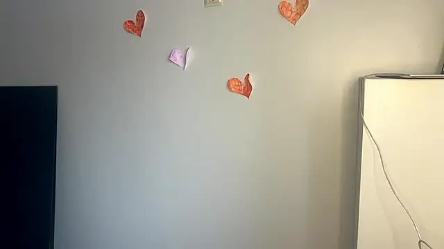 VenusDwigginss online show from 02/15/26, 07:27