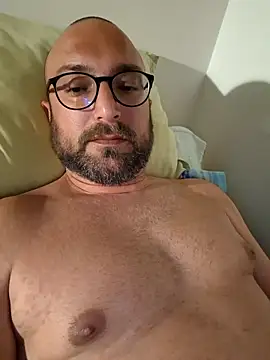 Snapshot of cetriolino chatting on 04/20/26, 07:15 cetriolino online show from 04/20/26, 07:15