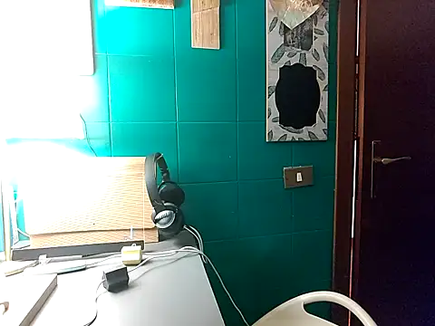 Snapshot of Ginevra01 chatting on 04/07/26, 08:31 Ginevra01 online show from 04/07/26, 08:31