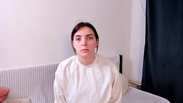 Snapshot of CharlesGruhn chatting on 02/25/26, 08:18 CharlesGruhn online show from 02/25/26, 08:18